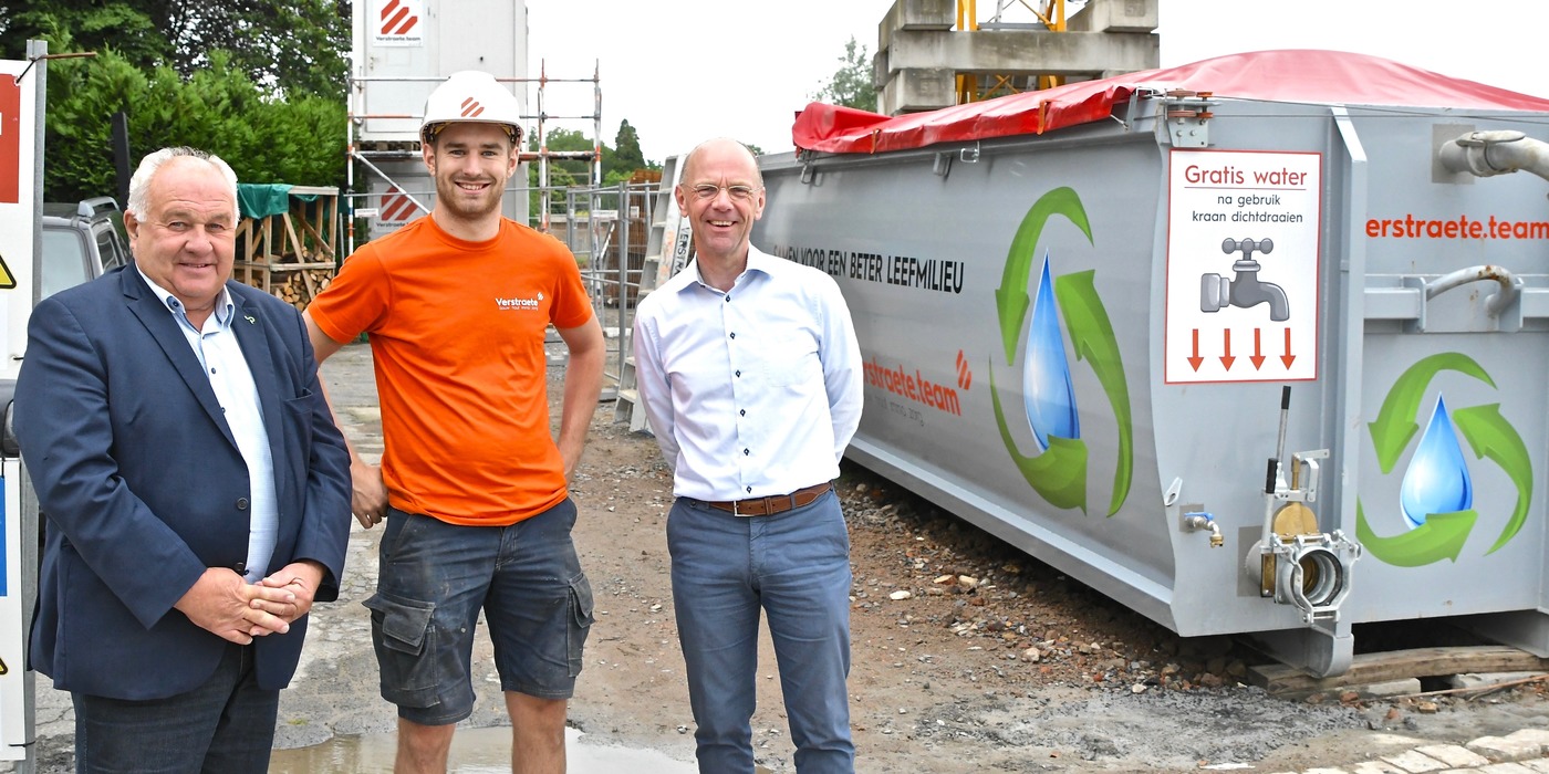 Geef je planten water van oud brouwery De Weeze